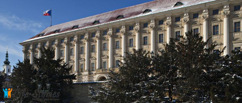 Правительство Чехии увеличило квоты для украинских рабочих в 2 раза!